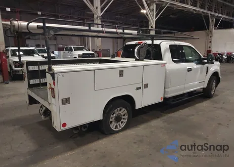 2018 Ford F-350 Chassis Xlt from USA, damaged, VIN 1FD7X3ET3JEB42910